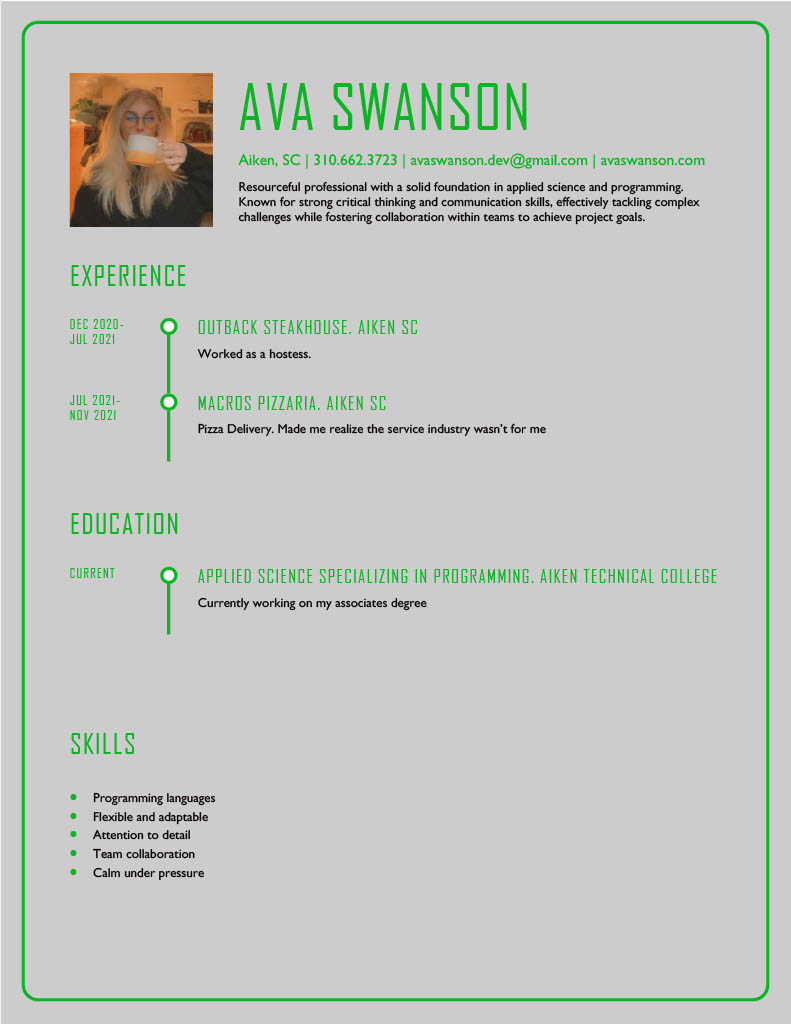 Ava Swanson's résumé